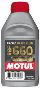 Motul RBF660 Racing bromsvätska för tävlingsbilar med stål eller kolfiber bromsar